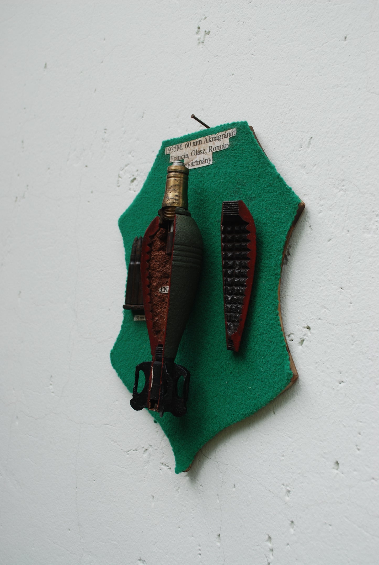 Pre order Cut-away Mortier Wandplaat