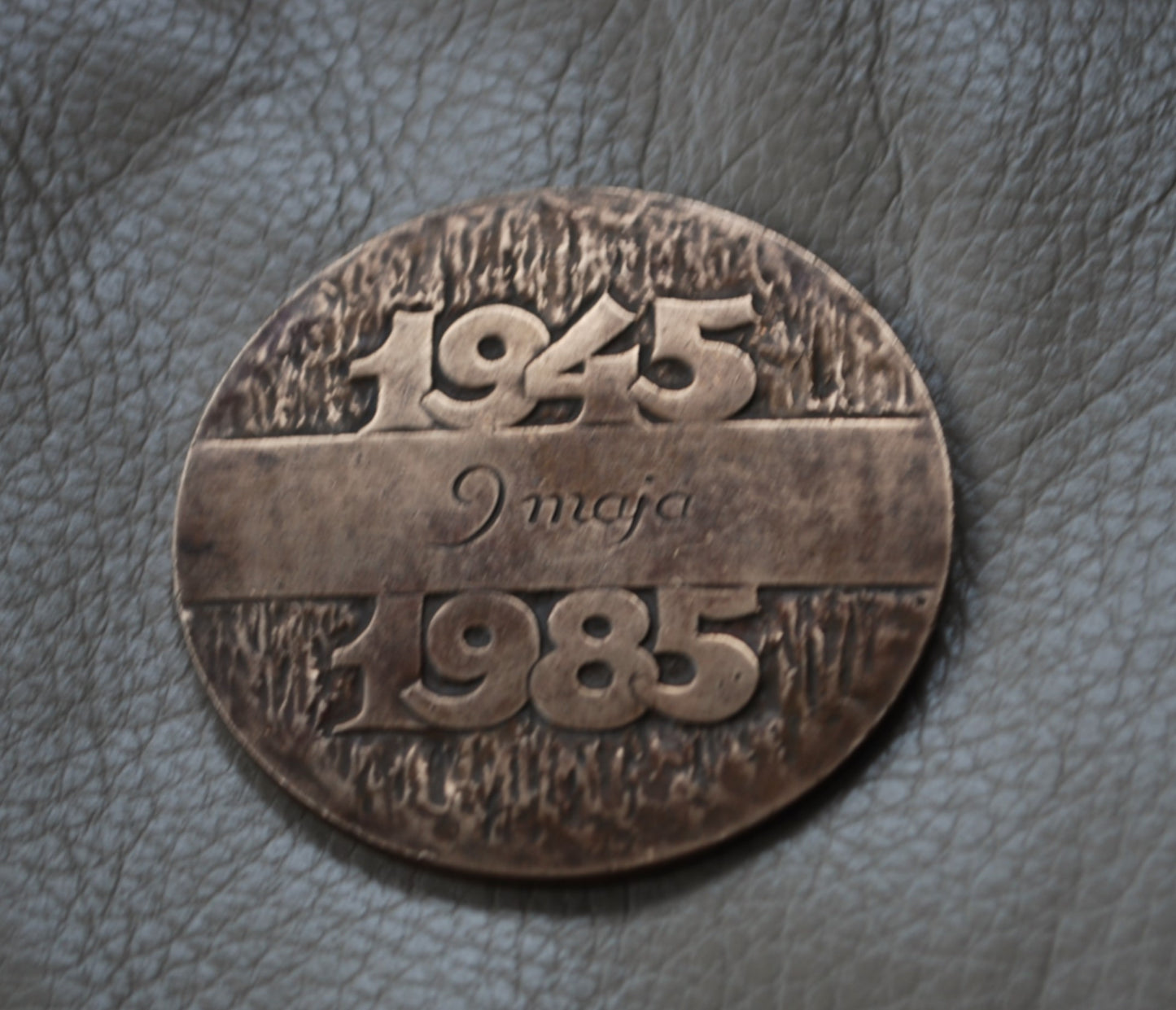 Pre order Pools plaque 1945- 1985 "Verjaardag van de overwinning"