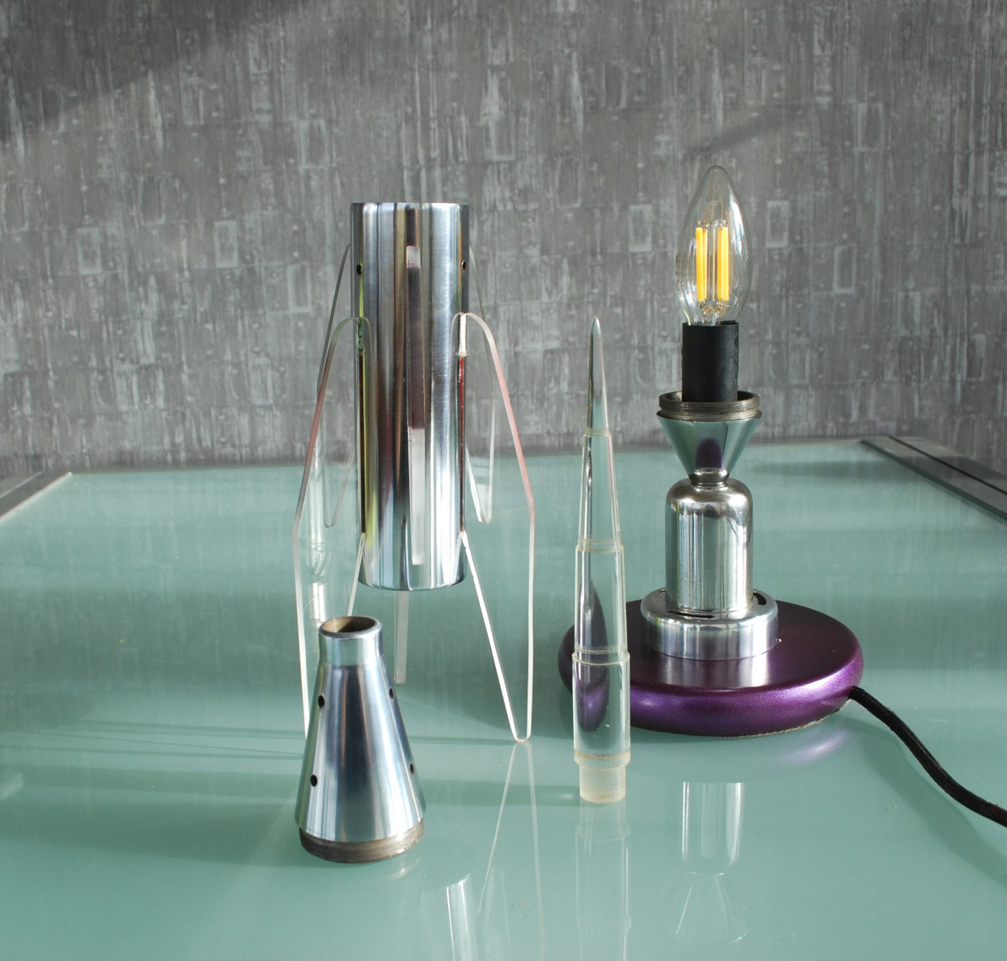 Preorder Raket lamp rechtop staand van RVS Hand gemaakt.