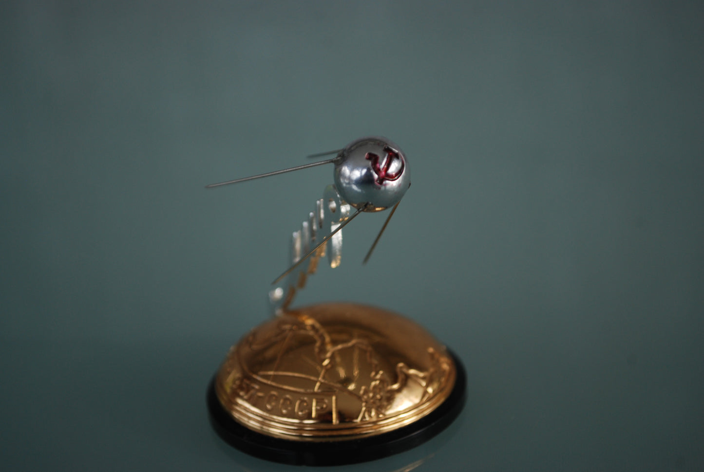 Preorder Spoetnik Eerste satellite in de ruimte schap ornament