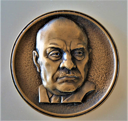 Lenin Mausoleum Ontwerper Alexei Susev plaque
