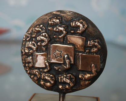 Voor een Socialistische Toekomst 40 Jaar Lid van de Communistische Partij