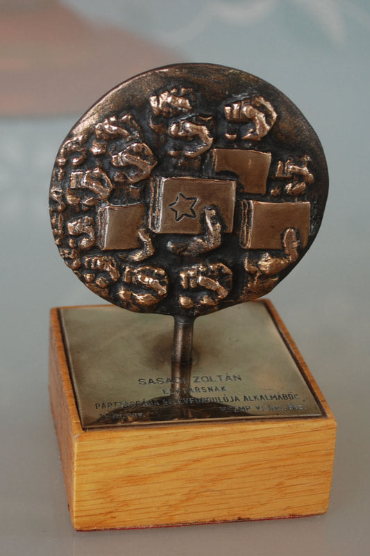 Voor een Socialistische Toekomst 40 Jaar Lid van de Communistische Partij