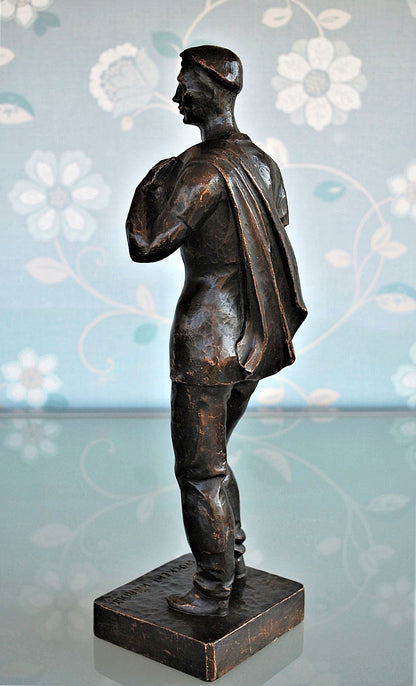 Enorm Gebronsd Beeld  Beeldhouwer  Károly Stöckert 1910-1991