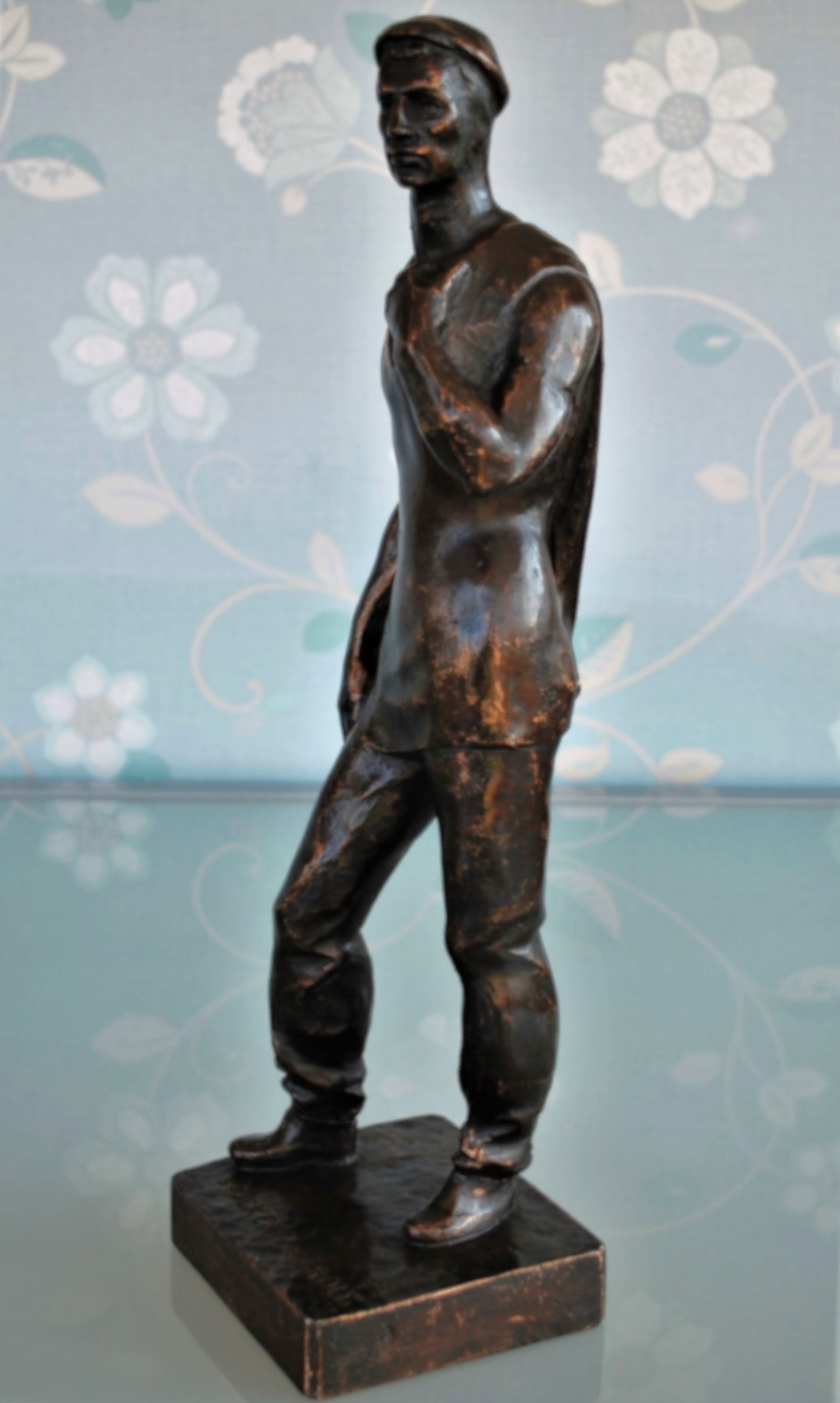 Enorm Gebronsd Beeld  Beeldhouwer  Károly Stöckert 1910-1991