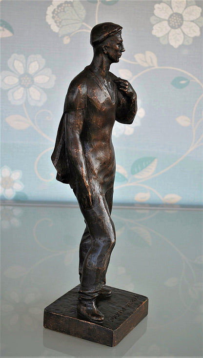 Enorm Gebronsd Beeld  Beeldhouwer  Károly Stöckert 1910-1991