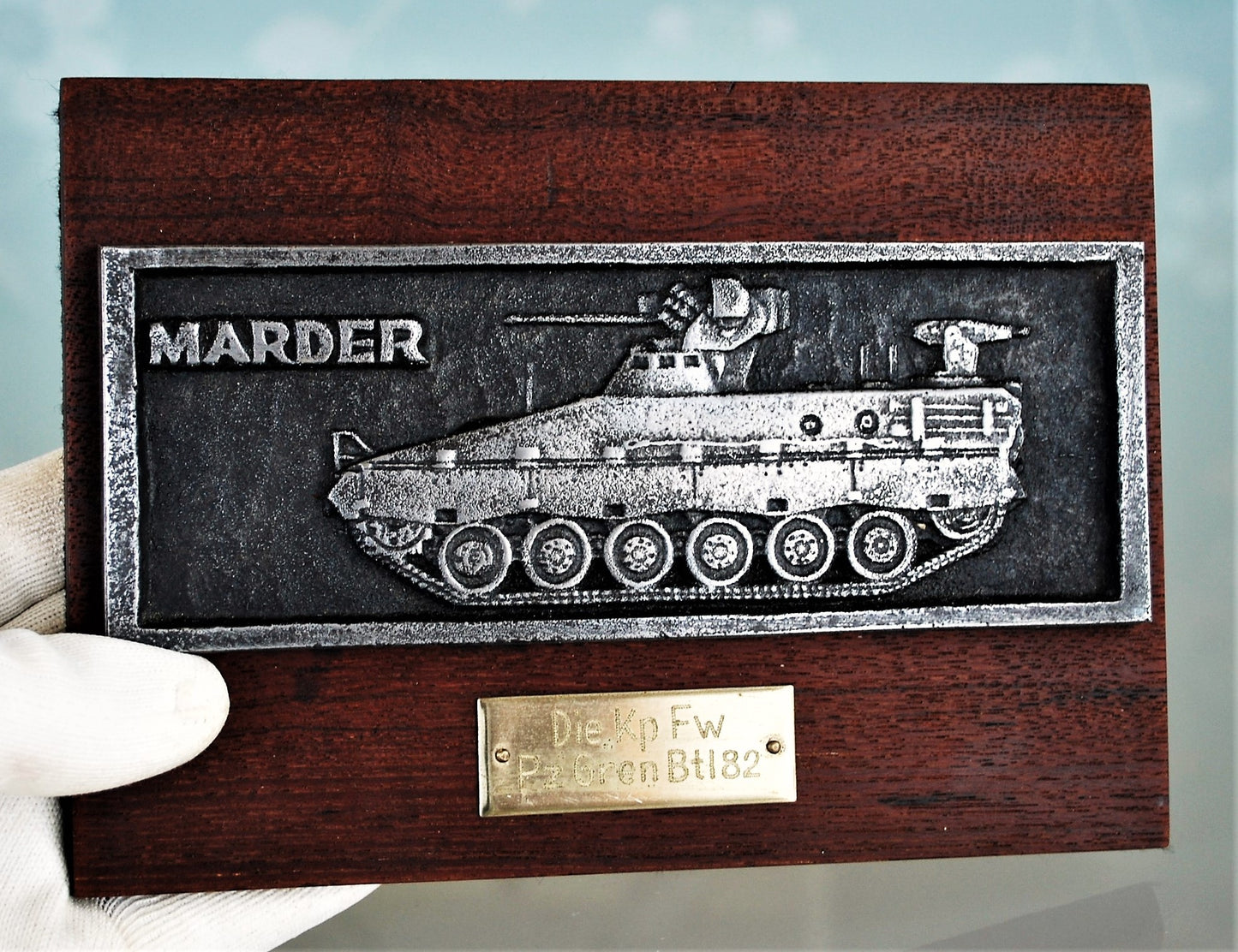 Bureau Plaque Duitse Tank Marder met ereschild pantser bataljon nr.82
