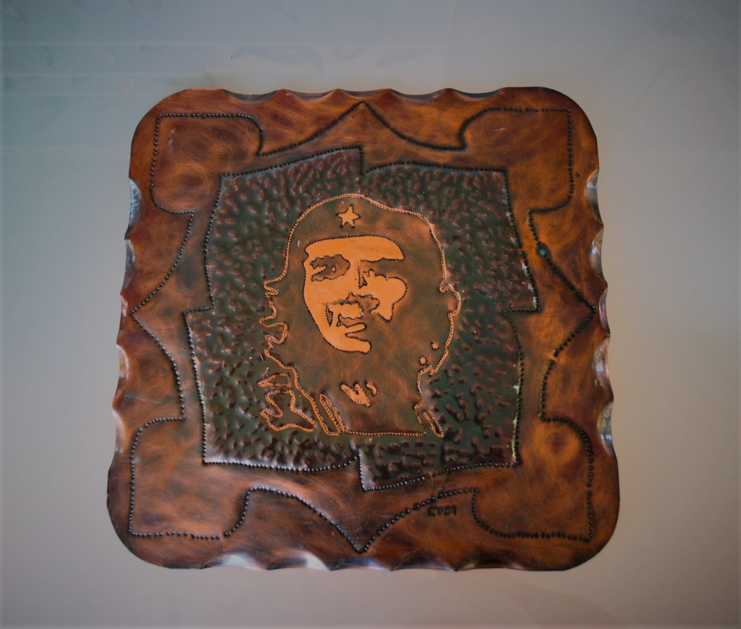 Che Guevara, Wandbord van Koper Argentijns marxistisch revolutionair en guerrillaleider.