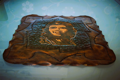 Che Guevara, Wandbord van Koper Argentijns marxistisch revolutionair en guerrillaleider.