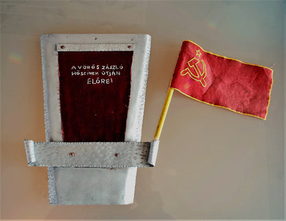 Wall Flag Holder "Long Live the Heroes of the Red Flag"