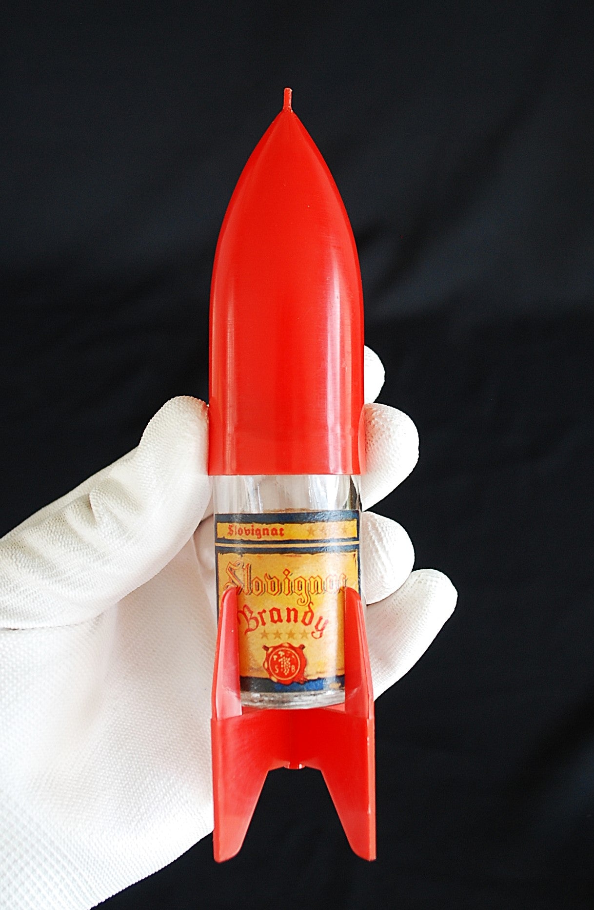 Raket Brandy Sloviganac fles.