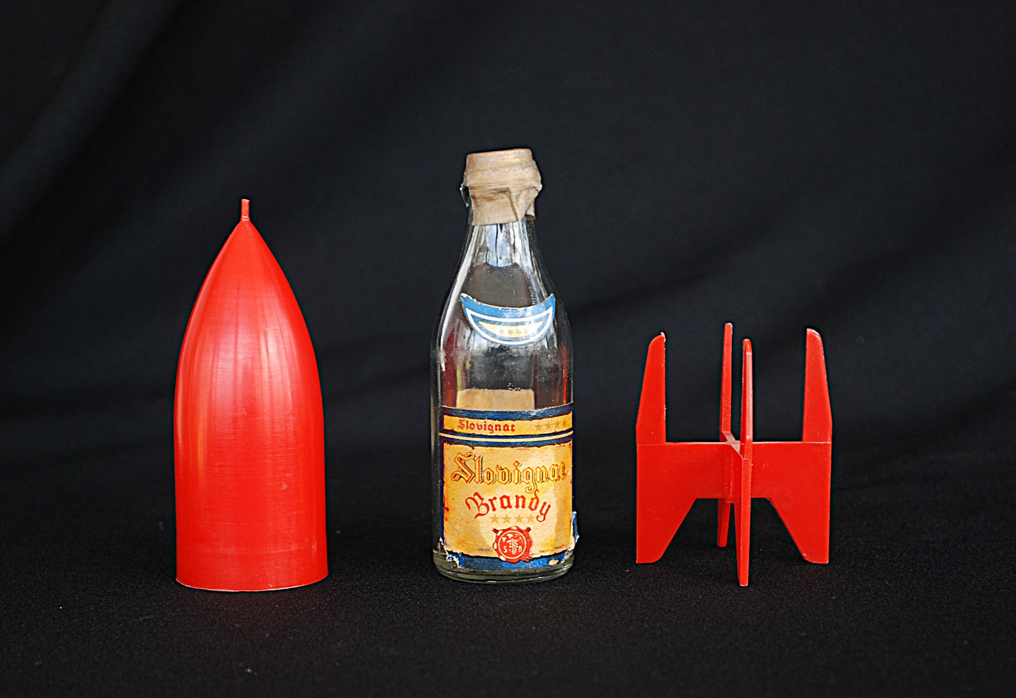 Raket Brandy Sloviganac fles.