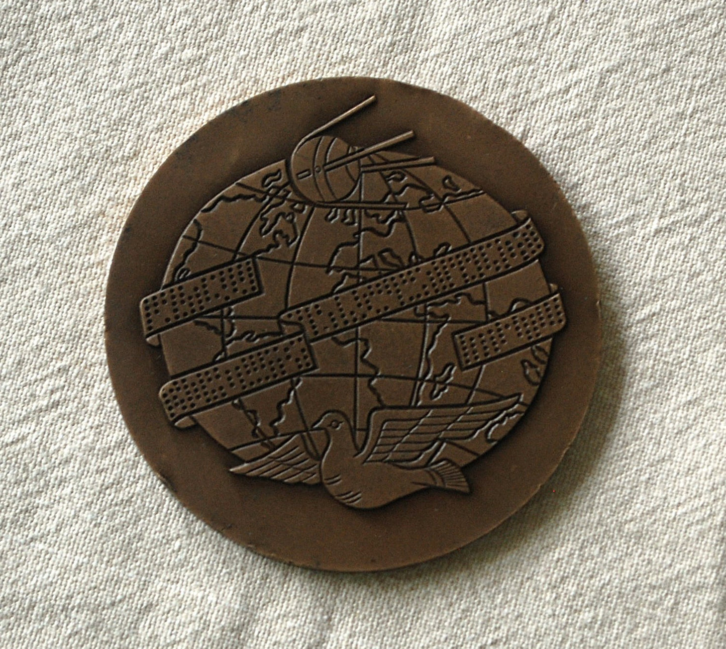 100 jaar Staatspersbureau 1880 -1980 Brons