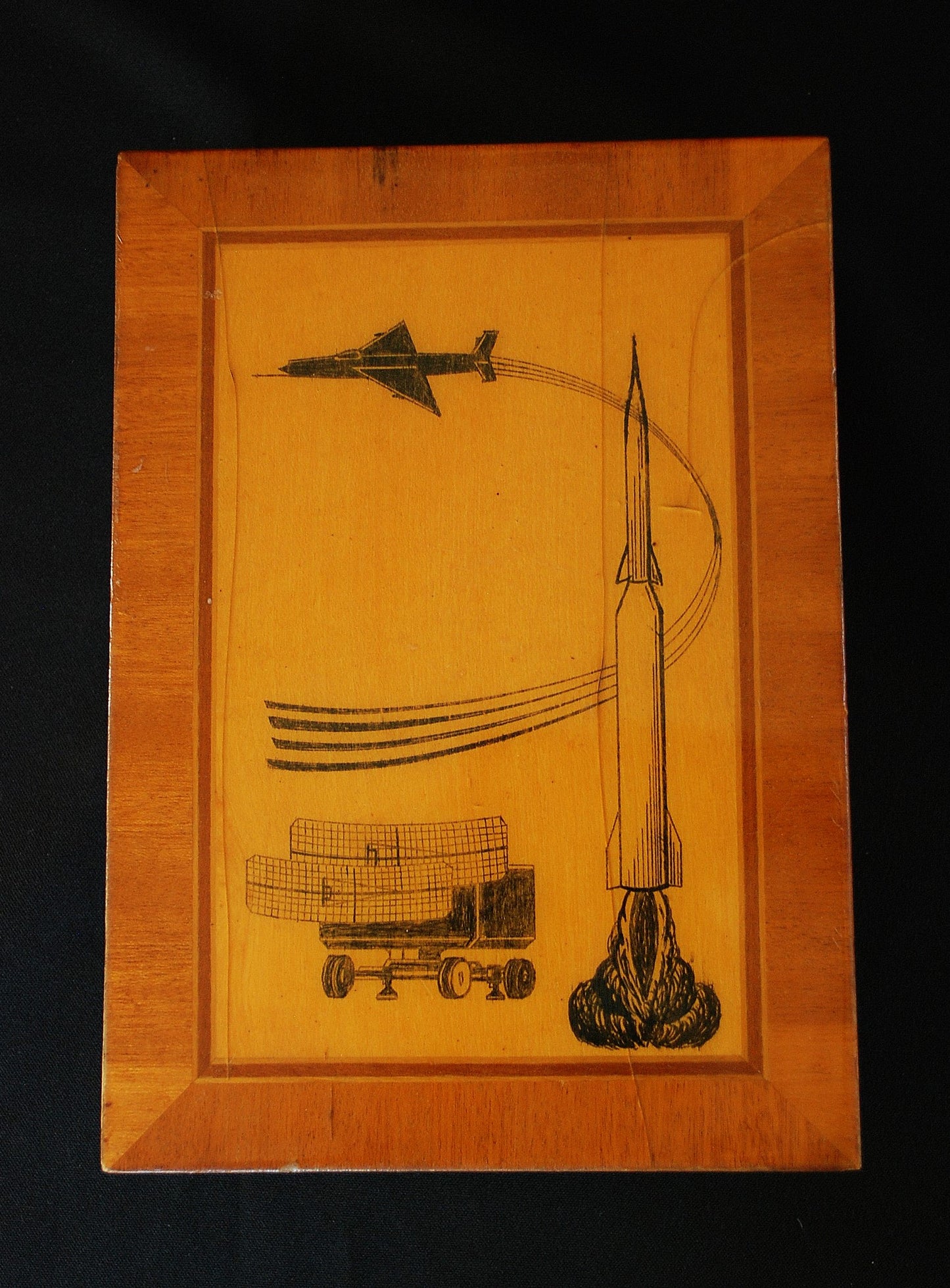 Luchtverdediging Trench art Houten Kist Warschaupact