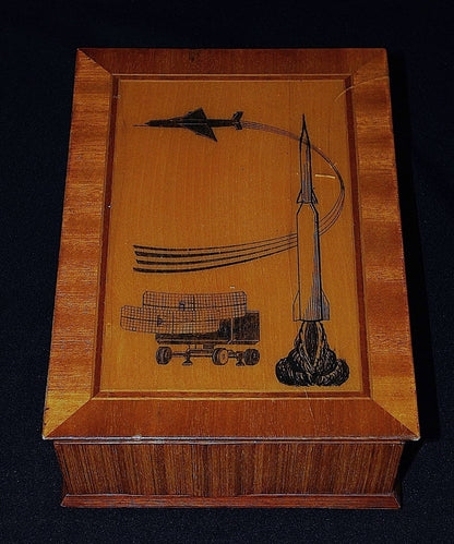 Luchtverdediging Trench art Houten Kist Warschaupact