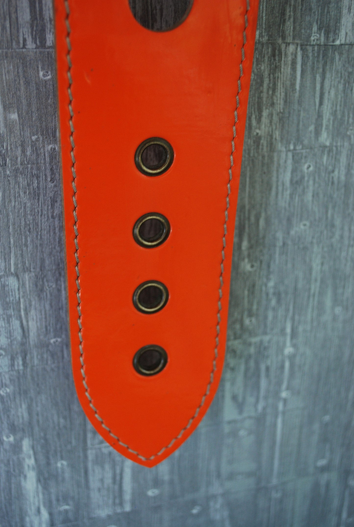 Retro Mid Century XXL Oranje 1970's Pop-art Polshorloge-vormige wand klok van Arctos