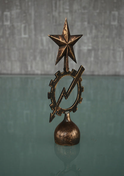 Vlag stok punt met ster, tandwiel en bliksemschicht