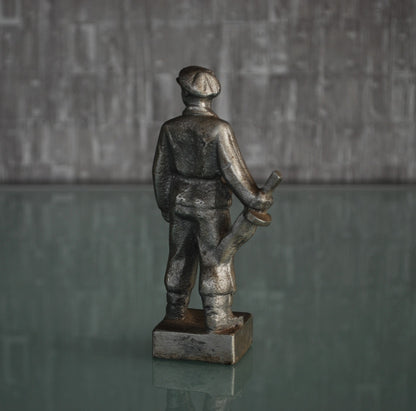 Preorder Oostblok Militair met ster op uniform en PPSh machinegeweer WW2