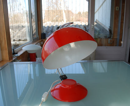 Retro Lamp Red White Cubist shape