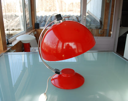 Retro Lamp Red White Cubist shape