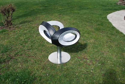 Stoel Pop art space age Poltrona Papalla ontworpen door Italiaanse ontwerper Santo Denti. *