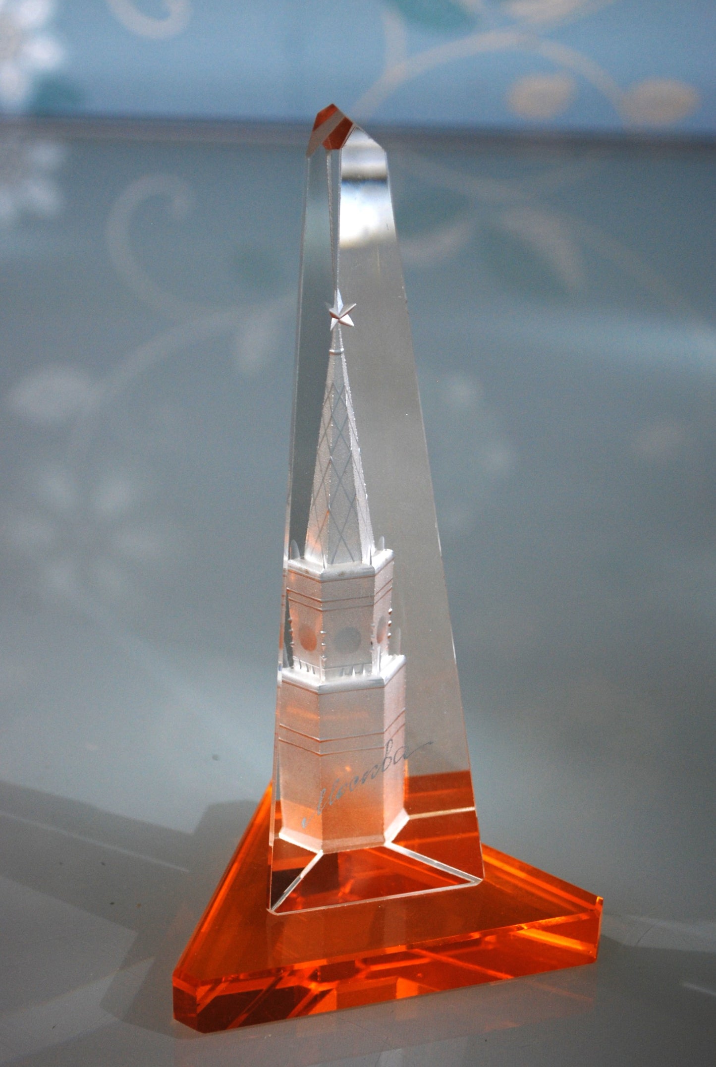 Kristal Obelisk Torens Kremlin + Ostankino