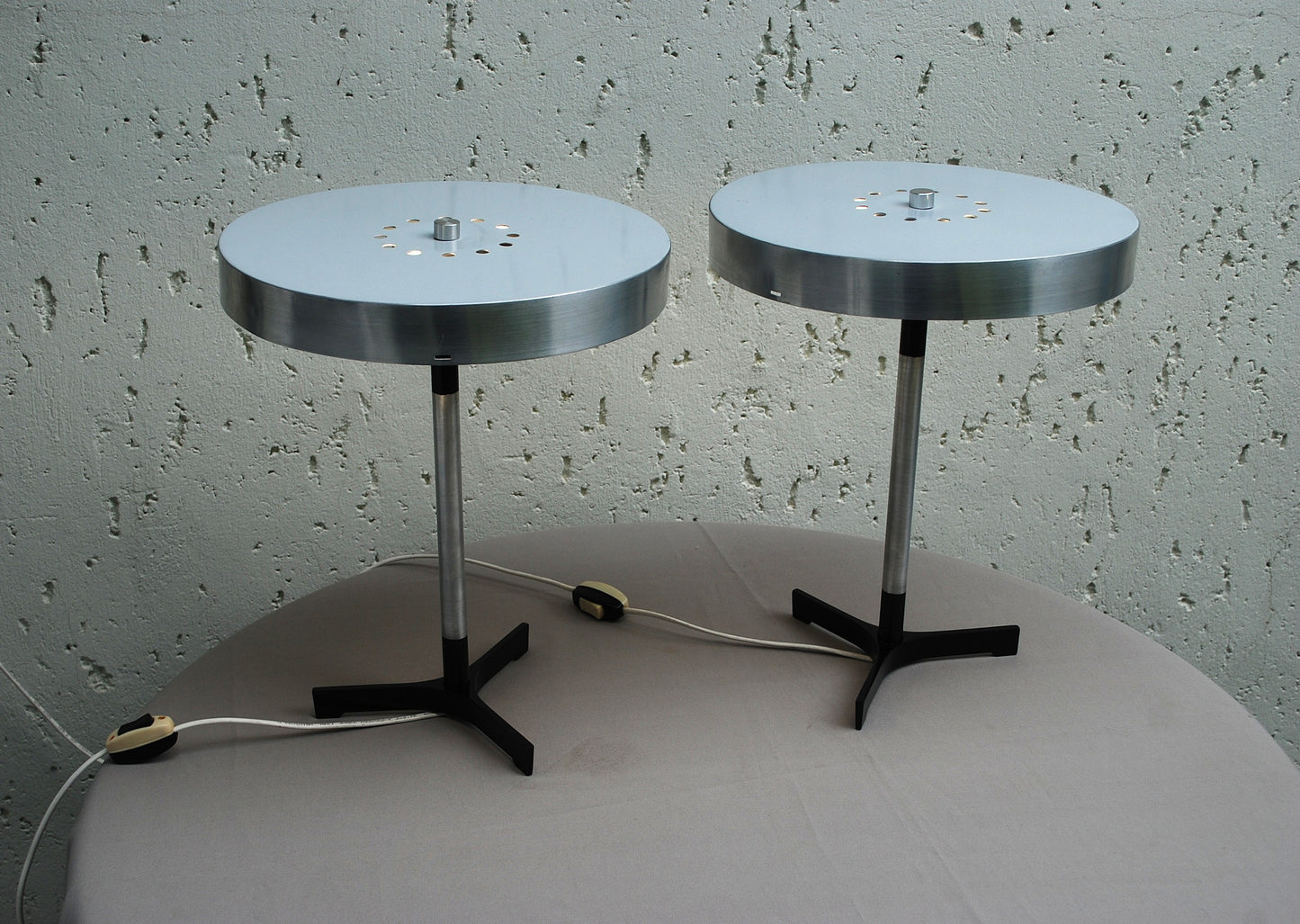 Tafellamp 2 stuks VBKM Hongaarse fabrikant van elektrische apparatuur nr.1 *