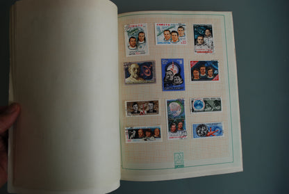 Ruimtevaart Kocmos postzegel boek propaganda nr.1  *