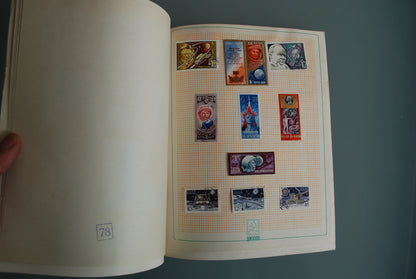Ruimtevaart Kocmos postzegel boek propaganda nr.1  *