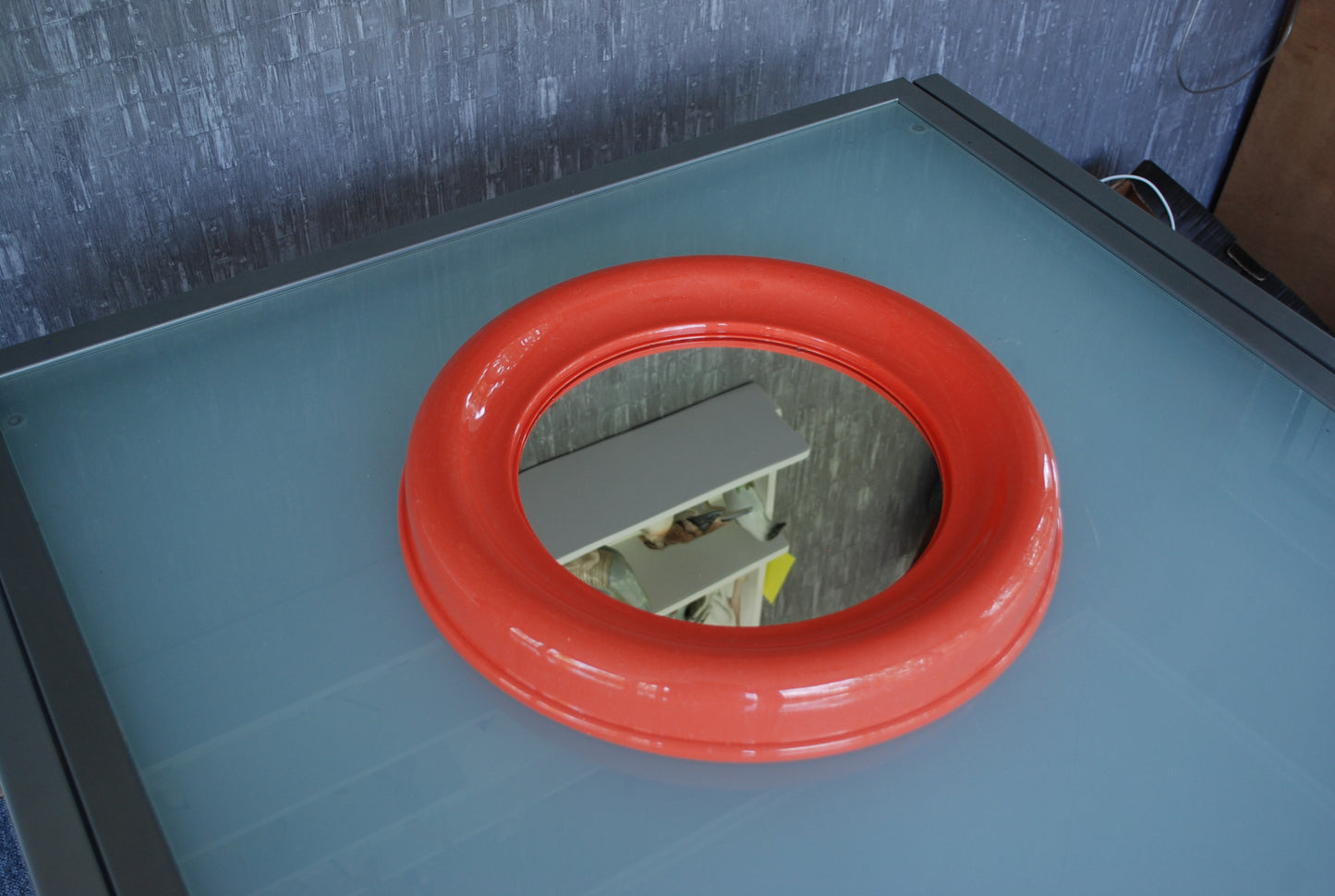 Retro Pop Art Eye-ball Mirror.