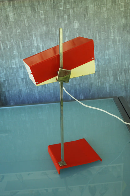 Retro Lamp Rood Wit Kubistisch vorm *