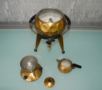 Samovar Sputnik - Conquering Space - 1977 - Space travel with 6 Sputnik tea glasses *