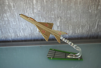 Jet MIG 21-F Handgemaakt op prachtige voetstuk *
