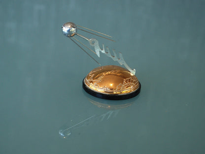 Spoetnik Eerste satellite in de ruimte. Bureau ornament *