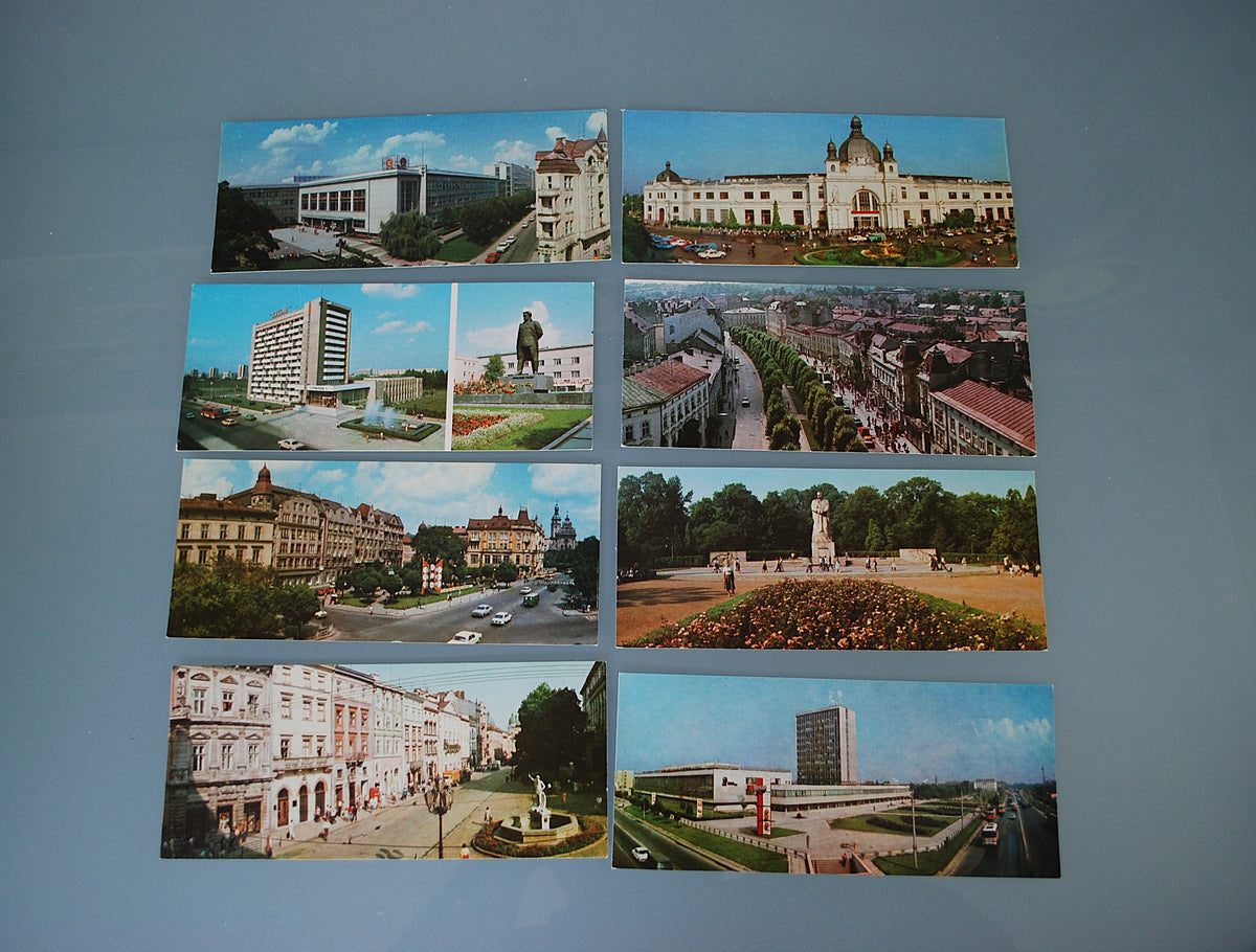 Kaarten map Lviv, Oekraïne Wide view Voorop Lenin buste standbeeld *