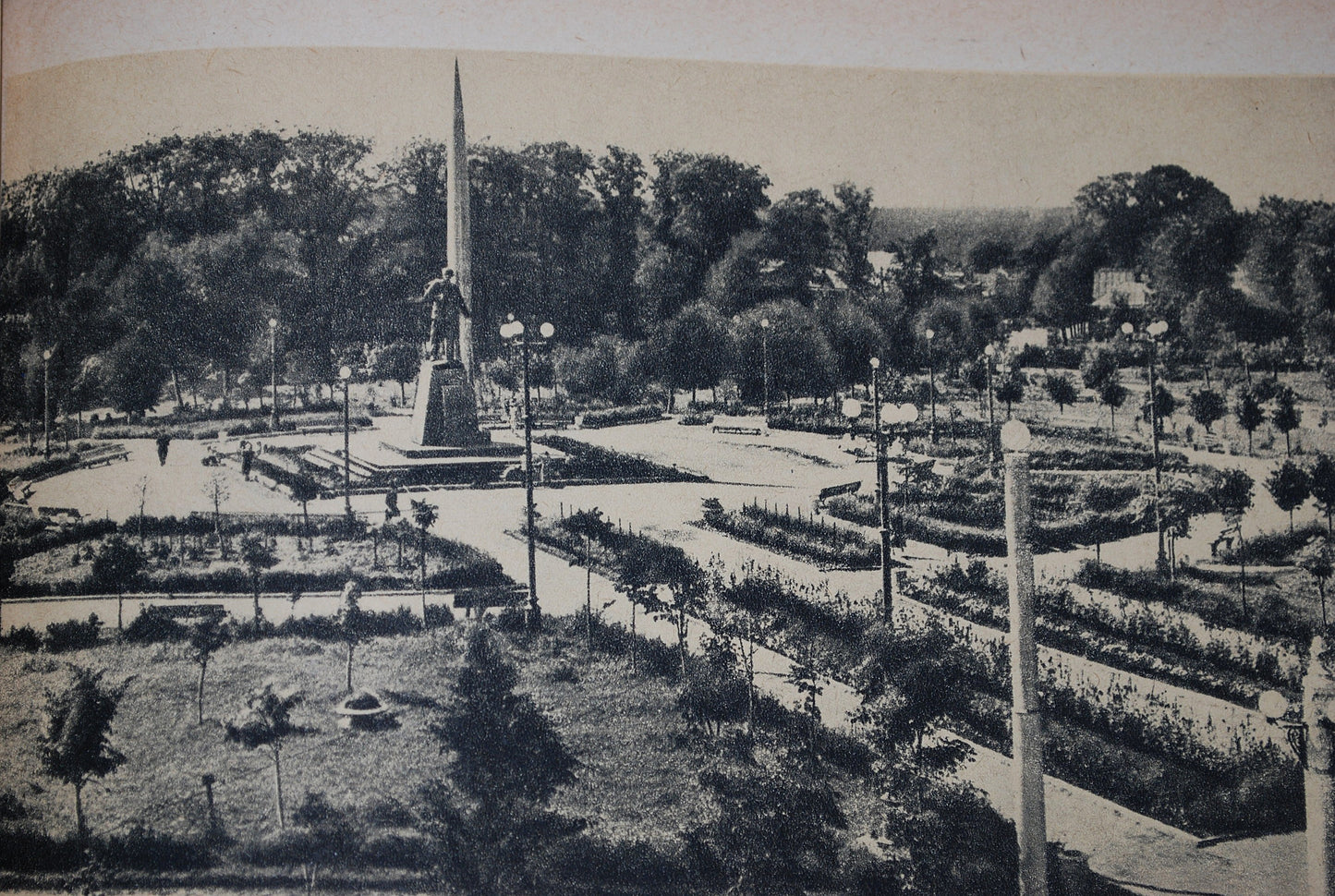 Boek Fotoboek van de stad Kaluga en Konstantin Tsiolkovski *