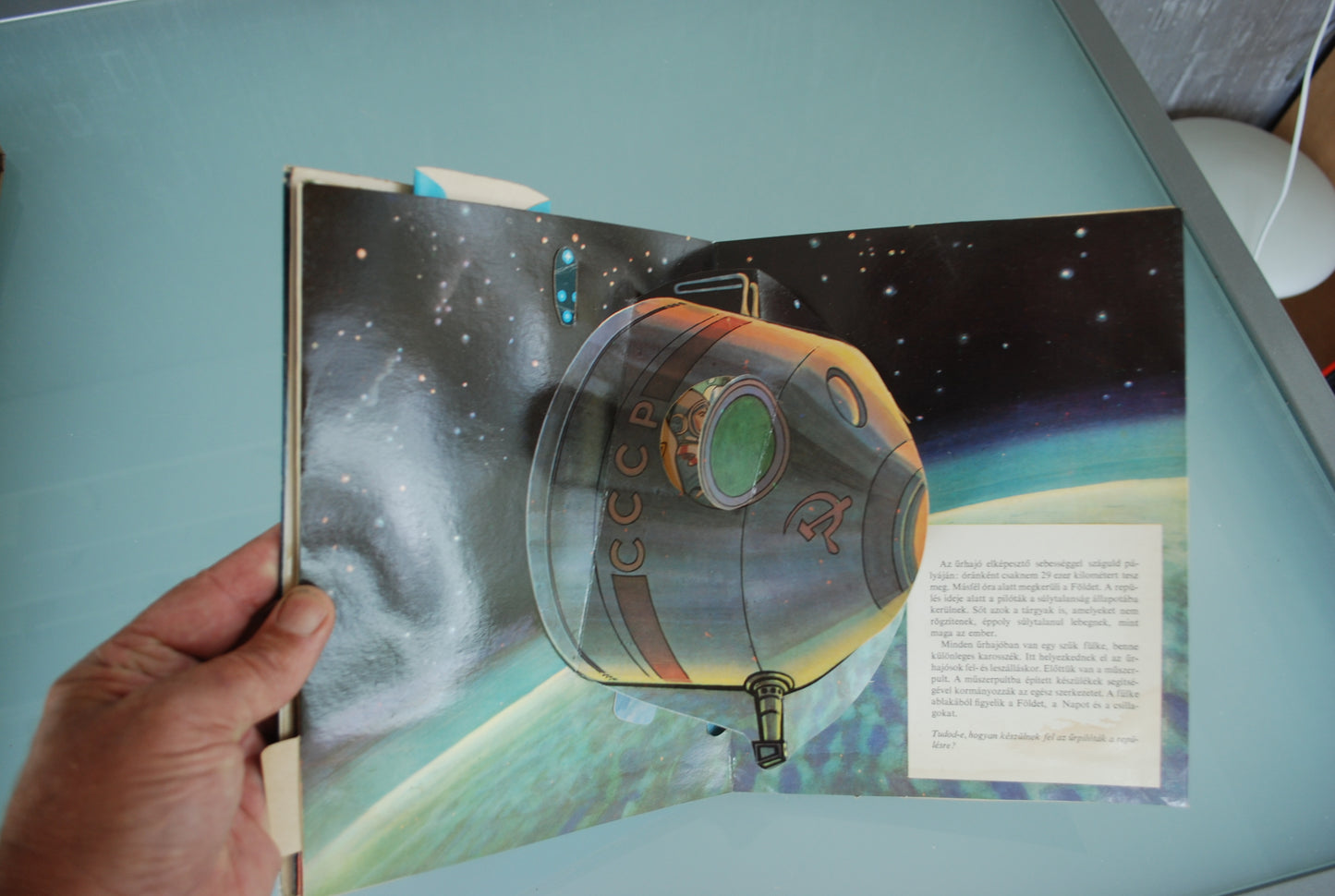 Pop -up Ruintevaart Boek "De ruimte in" 1978 *