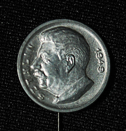 Stalin 1949 Speld van Kunstenaar Miklós Borsos
