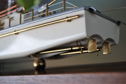 Museum stuk !! Schip Neštin class rivier mijnenveger met sleep Oropesa