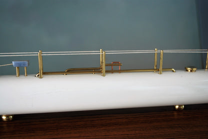 Museum stuk !! Schip Neštin class rivier mijnenveger met sleep Oropesa