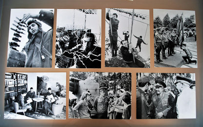 Poster map leger Socialistische Hongarije  39 stuks in map 1980