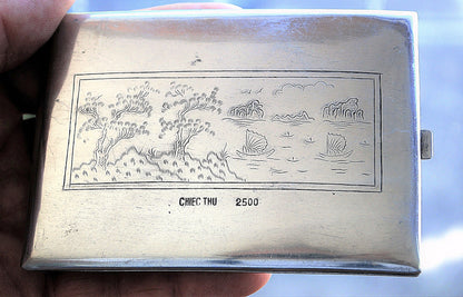 Sigaretten Doos Vietnamese zeilboten, de Junk. Souvenir Vietnamese oorlog