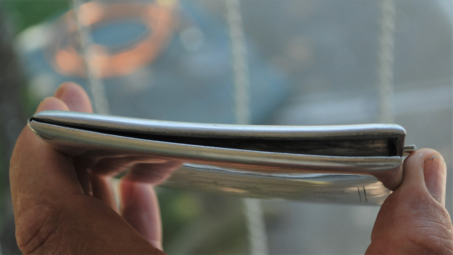 Sigaretten Doos Vietnamese zeilboten, de Junk. Souvenir Vietnamese oorlog