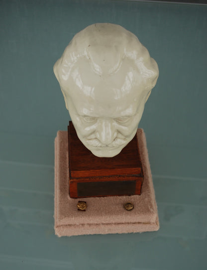 Preorder Georgi Dimitrov Porselein hoofd. Bulgarije