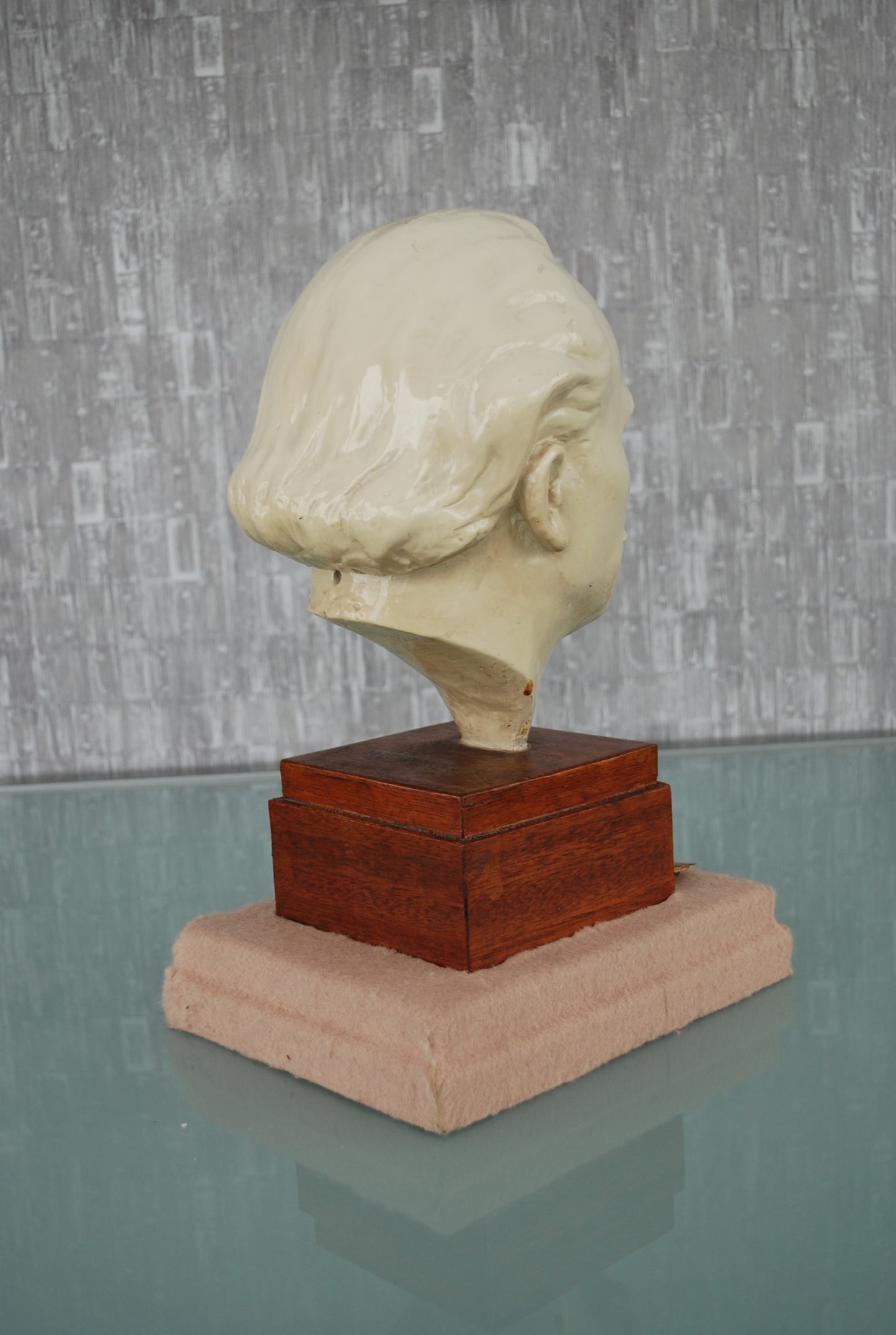 Preorder Georgi Dimitrov Porselein hoofd. Bulgarije