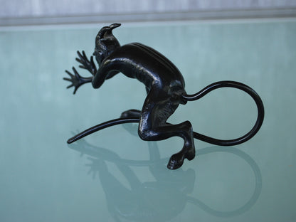 Devil pulls a long nose Kasli iron sculpture CCCP.