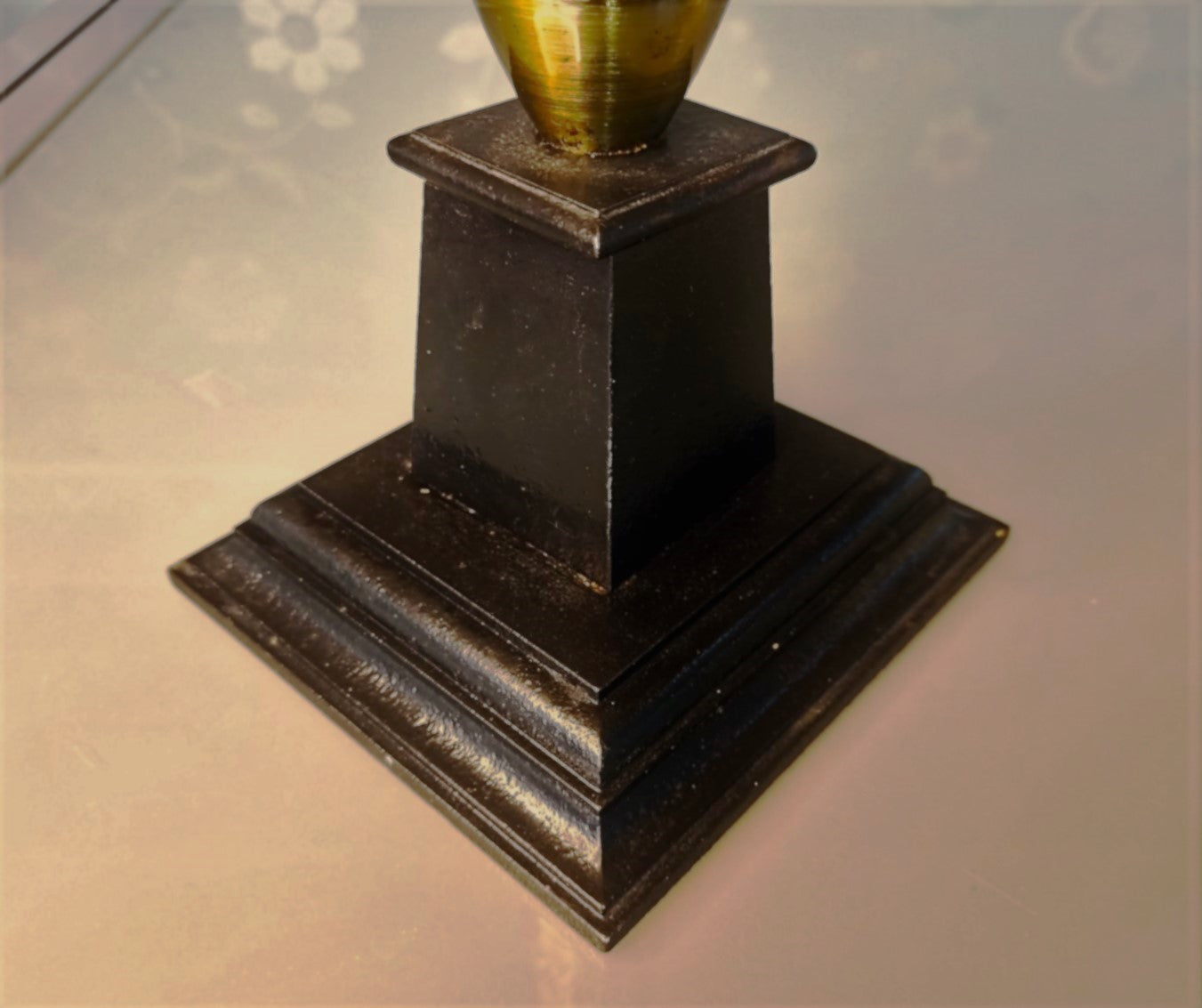 WW2 Granaat Bureau Ornament op Sokkel