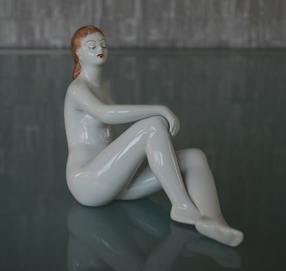Vrouw achterover liggend 1960's Pin-up
