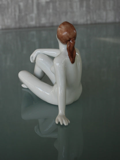 Vrouw achterover liggend 1960's Pin-up
