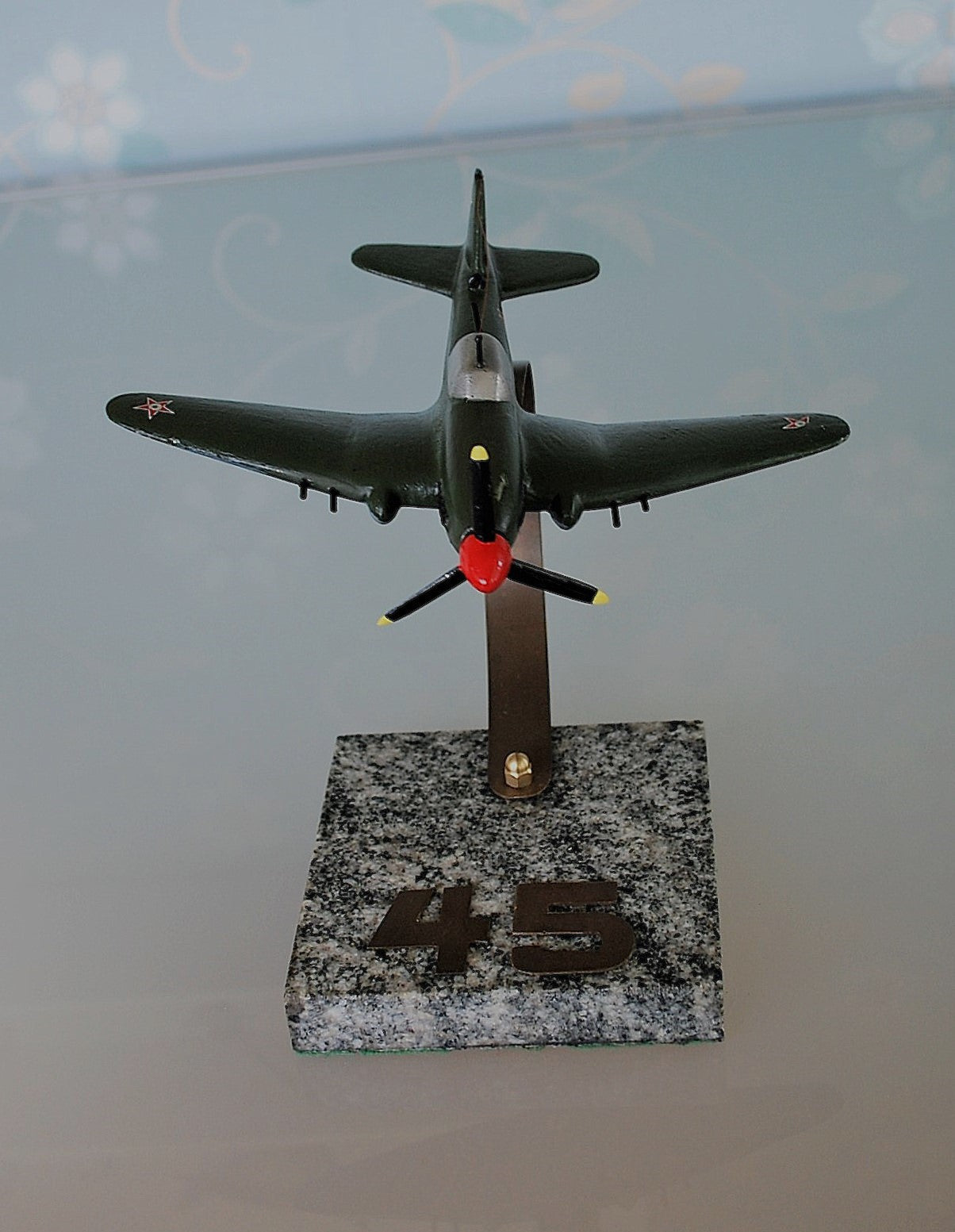 Iljoesjin Il-10 NAVO Code name ; Beast